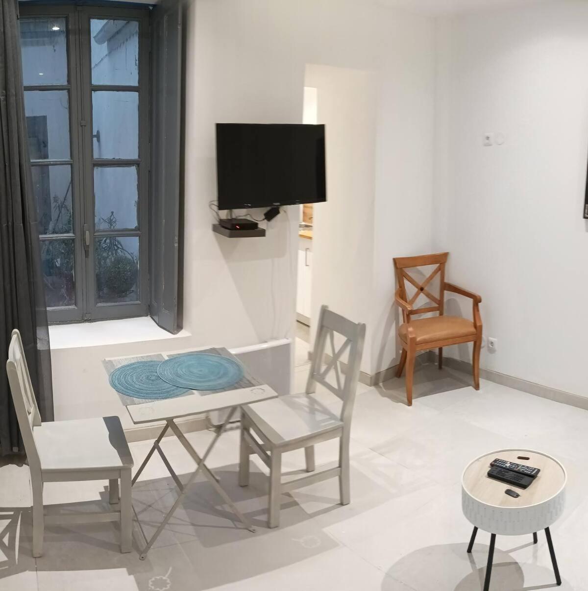 "Le Cocon"-Meuble De Tourisme 3 Etoiles -Residence "Les Logis De Beziers"-Garage Optionnel-Coeur De Ville-Plages A 16Km ! Buitenkant foto